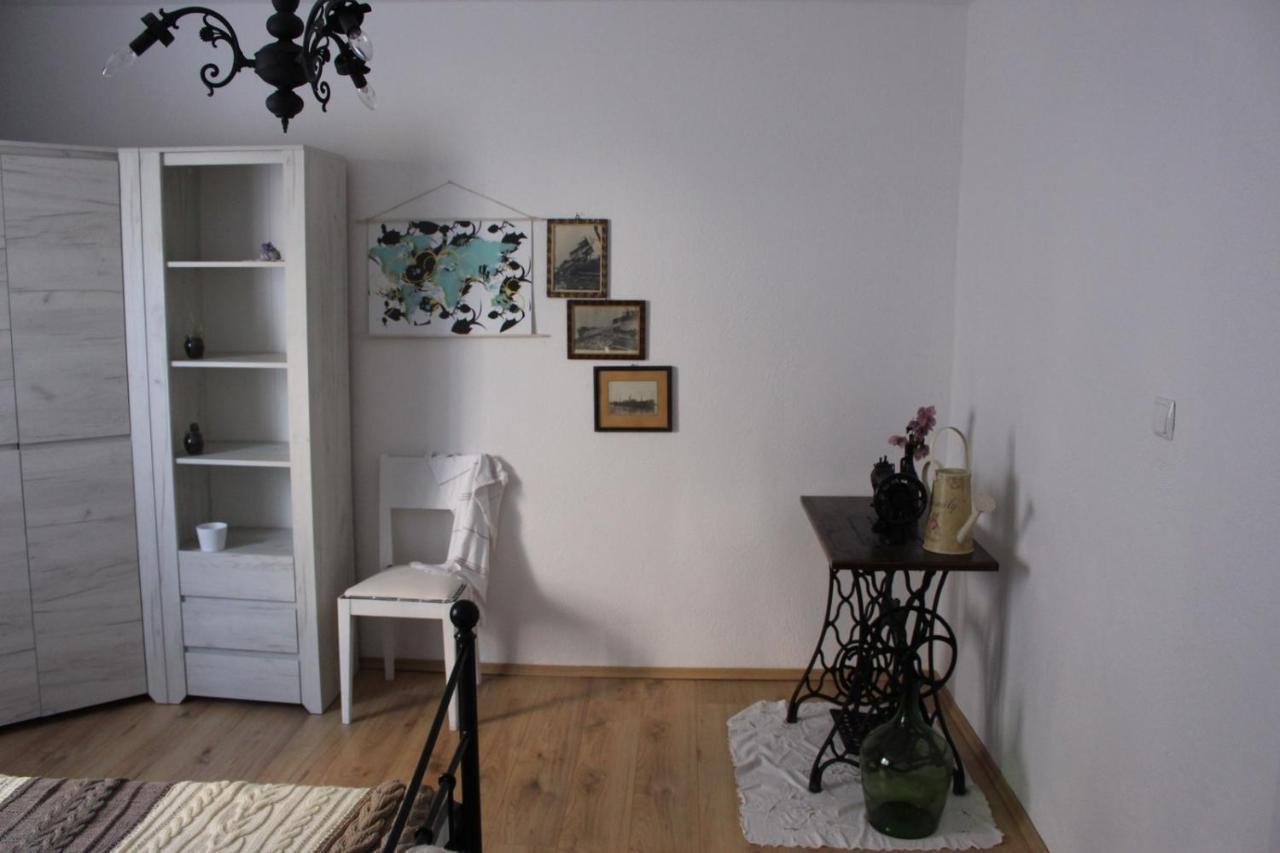 Blue Harbour No. 15 Apartment Veli Iz Exterior photo